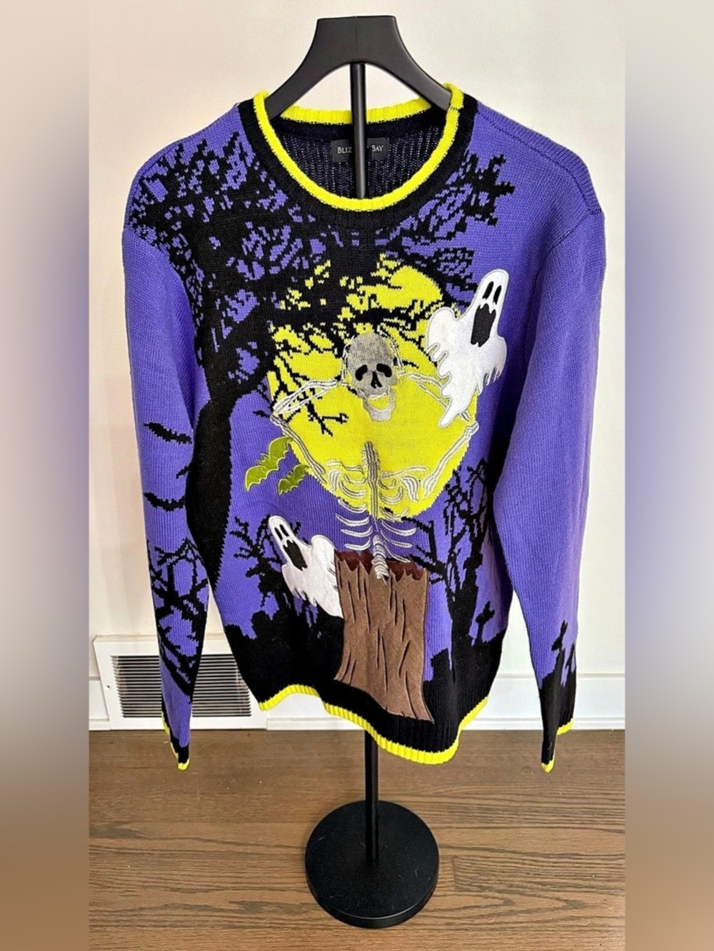 Blizzard Bay Halloween Skeleton Ghost Moon Sweater Purple & Black Large